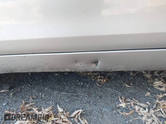 2009 Toyota Camry with VIN 4T4BE46K49R092053, listed as a IAAI auction lot 43523502 with 185,428 mi miles and . Bid and sale history available at DreamBid. Image 6.