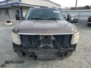 2008 Chevrolet Silverado 3500 z VIN 1GCJK39K98E180839, wystawiony jako Copart lot #42286135 z przebiegiem 176 665 mil mil oraz Szkoda całkowita • Salvage title. Historia ofert i sprzedaży dostępna na DreamBid. Obrazek 5.