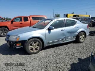 2013 Dodge Avenger SXT z VIN 1C3CDZCG2DN741679, wystawiony jako Copart lot #54057185 z przebiegiem 163 256 mil mil oraz Szkoda całkowita • Salvage title. Historia ofert i sprzedaży dostępna na DreamBid. Obrazek 1.