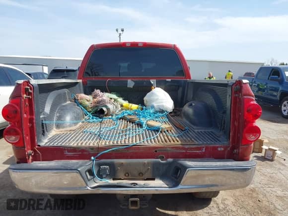 2007 Dodge 2500 Laramie with VIN 3D7KS29C07G725296, listed as a IAAI auction lot 41808068 with 256,764 mi miles and . Bid and sale history available at DreamBid. Image 17.