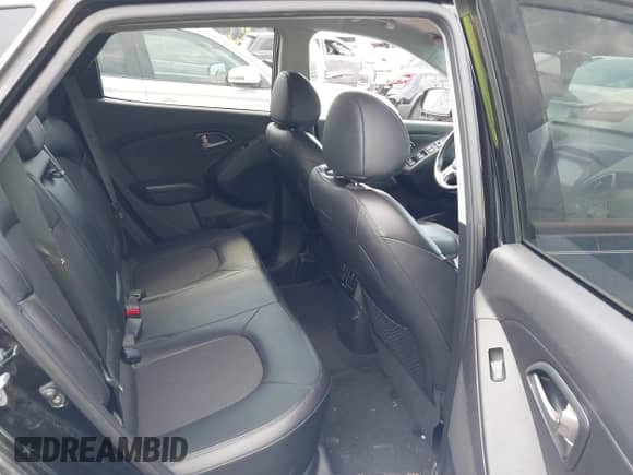 2015 Hyundai Tucson Limited с VIN KM8JU3AG6FU046452, выставлен на аукционе IAAI как лот 43062388 с пробегом 97 049 миль миль и . История ставок и продаж доступна на DreamBid. Изображение 8.