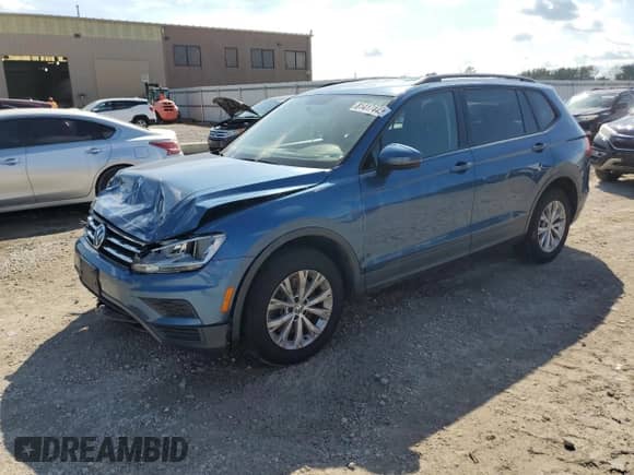 2018 Volkswagen Tiguan S with VIN 3VV1B7AX9JM088825, listed as a Copart auction lot 81417445 with 128,130 mi miles and Clean title. Bid and sale history available at DreamBid. Image 1.