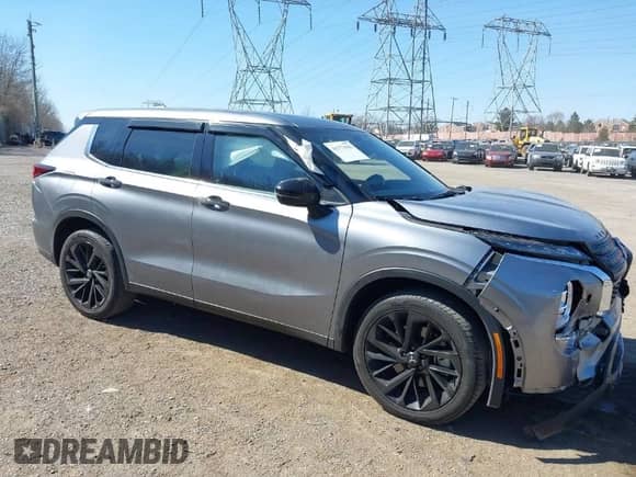 2023 Mitsubishi Outlander SEL z VIN JA4J4VA80PZ014751, wystawiony jako IAAI lot #41773106 z przebiegiem 20 980 mil mil oraz . Historia ofert i sprzedaży dostępna na DreamBid. Obrazek 1.