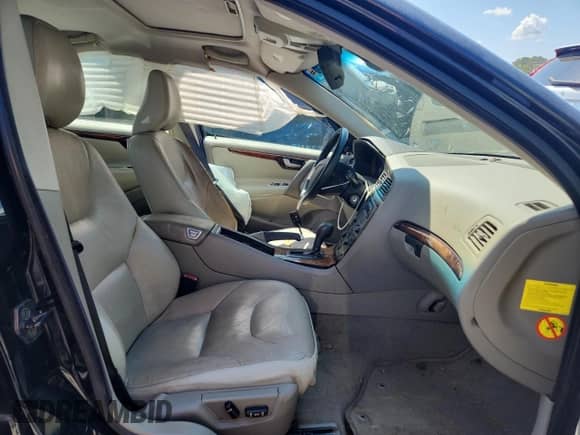2005 Volvo S60 с VIN YV1RS592352463663, выставлен на аукционе Copart как лот 81456755 с пробегом Не указан миль и Списание • Salvage title. История ставок и продаж доступна на DreamBid. Изображение 7.