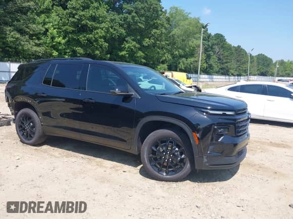 2025 Chevrolet Traverse FWD LT z VIN 1GNERGRS2SJ160376, wystawiony jako IAAI lot #42584044 z przebiegiem 8 019 mil mil oraz . Historia ofert i sprzedaży dostępna na DreamBid. Obrazek 14.