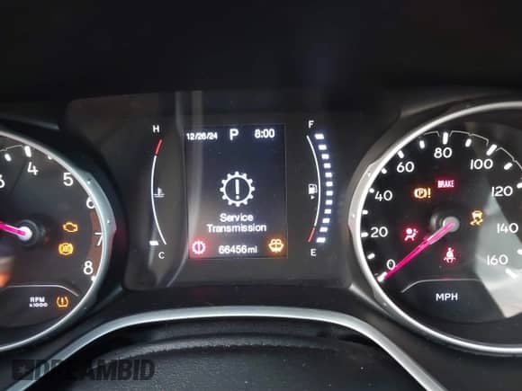 2019 Jeep Compass Altitude z VIN 3C4NJCBB4KT755810, wystawiony jako IAAI lot #41197022 z przebiegiem 66 456 mil mil oraz . Historia ofert i sprzedaży dostępna na DreamBid. Obrazek 7.