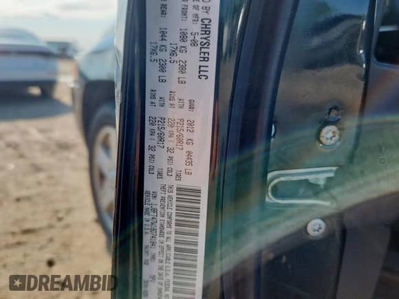 2008 Jeep Compass Sport с VIN 1J8FT47W18D741841, выставлен на аукционе Copart как лот 71037345 с пробегом 164 940 миль миль и Списание • Salvage title. История ставок и продаж доступна на DreamBid. Изображение 13.