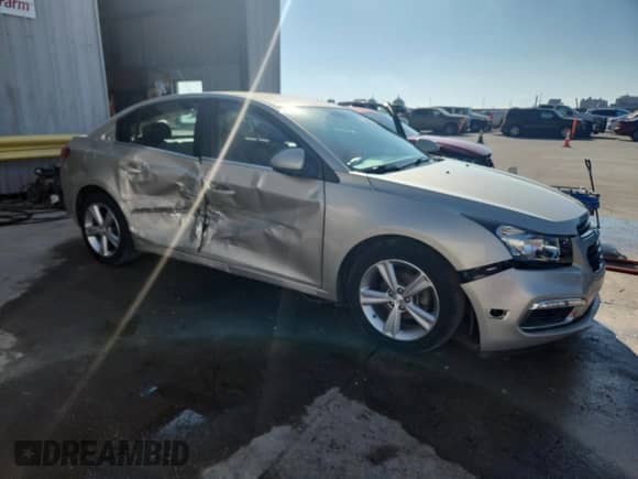 2016 Chevrolet Cruze LT with VIN 1G1PF5SB3G7127182, listed as a Copart auction lot 81410765 with 117,799 mi miles and Salvage title. Bid and sale history available at DreamBid. Image 4.