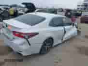 2023 Toyota Camry SE z VIN 4T1G11AK0PU140680, wystawiony jako IAAI lot #43113052 z przebiegiem 99 906 mil mil oraz . Historia ofert i sprzedaży dostępna na DreamBid. Obrazek 4.