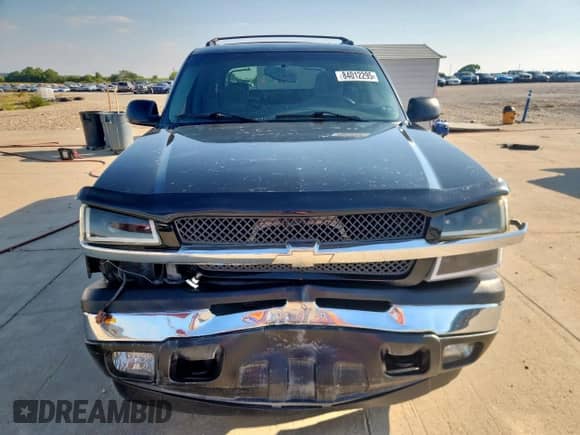 2005 Chevrolet Avalanche Z66 with VIN 3GNEC12Z65G120507, listed as a Copart auction lot 84012295 with 202,285 mi miles and Clean title. Bid and sale history available at DreamBid. Image 5.