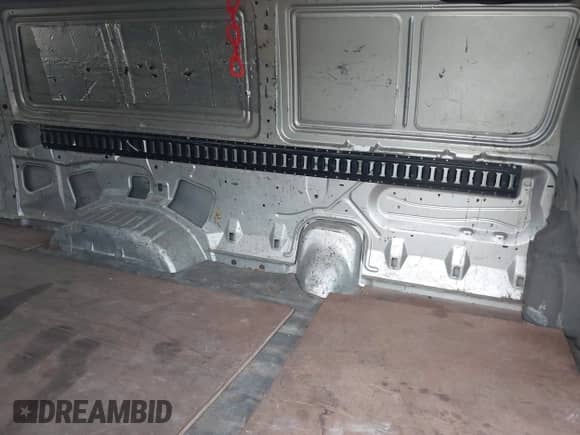 2009 Ford Econoline Cargo Commercial с VIN 1FTSS34L39DA68050, выставлен на аукционе IAAI как лот 42870433 с пробегом 213 582 миль миль и . История ставок и продаж доступна на DreamBid. Изображение 8.