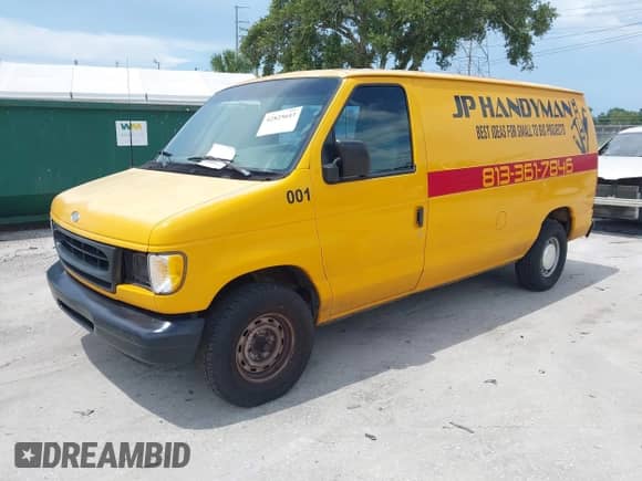 2000 Ford Econoline Cargo with VIN 1FTRE1428YHB66077, listed as a IAAI auction lot 42825643 with 251,098 mi miles and . Bid and sale history available at DreamBid. Image 2.