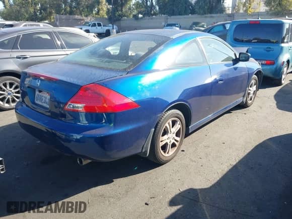 2007 Honda Accord LX с VIN 1HGCM72357A006660, выставлен на аукционе IAAI как лот 43369539 с пробегом 178 483 миль миль и . История ставок и продаж доступна на DreamBid. Изображение 4.
