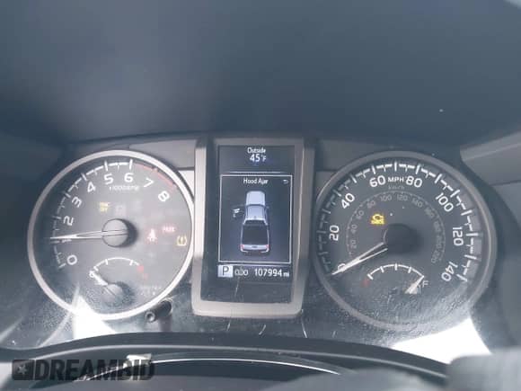2016 Toyota Tacoma SR5 с VIN 3TMAZ5CN2GM010468, выставлен на аукционе IAAI как лот 40930905 с пробегом 107 994 миль миль и . История ставок и продаж доступна на DreamBid. Изображение 7.