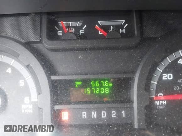 2013 Ford Econoline Cargo Commercial z VIN 1FTNE2EW6DDA65420, wystawiony jako IAAI lot #43293513 z przebiegiem 157 208 mil mil oraz . Historia ofert i sprzedaży dostępna na DreamBid. Obrazek 15.