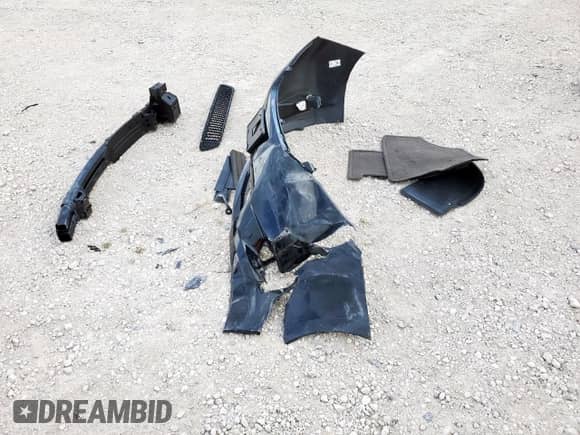 2015 Toyota Sienna XLE z VIN 5TDYK3DC1FS549649, wystawiony jako Copart lot #70762555 z przebiegiem 106 883 mil mil oraz Szkoda całkowita • Salvage title. Historia ofert i sprzedaży dostępna na DreamBid. Obrazek 13.