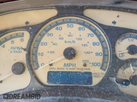 2002 Chevrolet Silverado 1500 with VIN 1GCEC14V22Z138422, listed as a IAAI auction lot 40975500 with Not provided miles and . Bid and sale history available at DreamBid. Image 7.