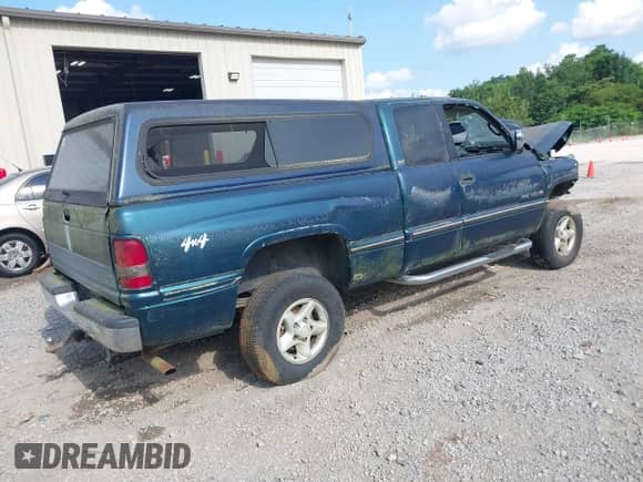 1997 Dodge 1500 с VIN 3B7HF13YXVG791794, выставлен на аукционе IAAI как лот 42444380 с пробегом 224 997 миль миль и . История ставок и продаж доступна на DreamBid. Изображение 4.