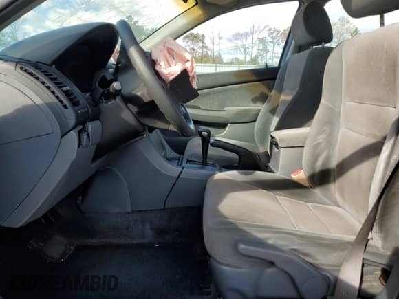 2003 Honda Accord LX with VIN 1HGCM56313A015073, listed as a Copart auction lot 69449135 with Not provided miles and Salvage title. Bid and sale history available at DreamBid. Image 7.