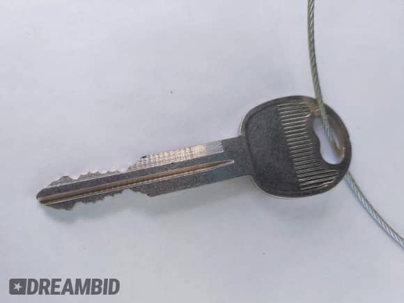 2005 Hyundai XG with VIN KMHFU45E95A425854, listed as a IAAI auction lot 43063679 with 103,254 mi miles and . Bid and sale history available at DreamBid. Image 11.