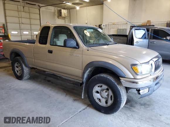 2002 Toyota Tacoma z VIN 5TEWM72N82Z091926, wystawiony jako Copart lot #86238225 z przebiegiem 229 921 mil mil oraz Czysty tytuł • Clean title. Historia ofert i sprzedaży dostępna na DreamBid. Obrazek 4.