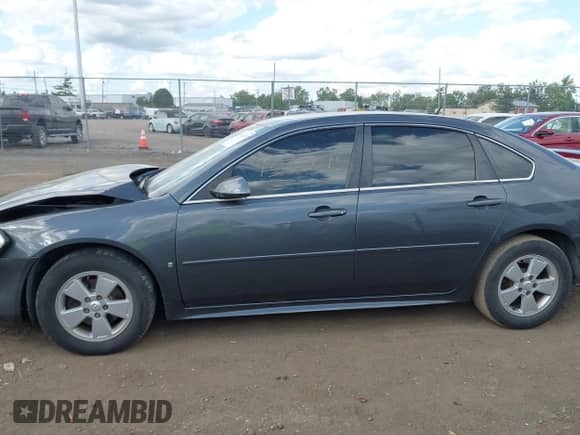 2010 Chevrolet Impala LT с VIN 2G1WB5EK3A1136150, выставлен на аукционе IAAI как лот 43081215 с пробегом 210 826 миль миль и . История ставок и продаж доступна на DreamBid. Изображение 14.