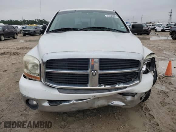 2006 Dodge 2500 SLT z VIN 3D7KR29C36G226020, wystawiony jako Copart lot #45051935 z przebiegiem 350 487 mil mil oraz Szkoda całkowita • Salvage title. Historia ofert i sprzedaży dostępna na DreamBid. Obrazek 5.