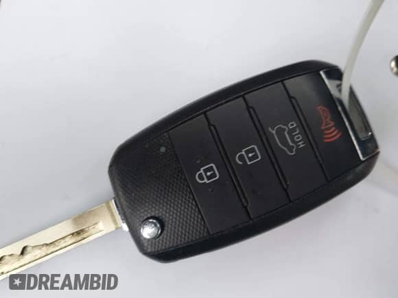 2018 Kia Sorento LX z VIN 5XYPG4A5XJG359038, wystawiony jako IAAI lot #42966967 z przebiegiem 75 087 mil mil oraz . Historia ofert i sprzedaży dostępna na DreamBid. Obrazek 11.