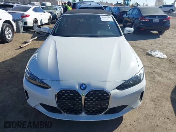 2022 BMW 4 Series 430i with VIN WBA23AT00NCJ33717, listed as a IAAI auction lot 43362808 with 72,222 mi miles and . Bid and sale history available at DreamBid. Image 13.