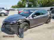 2021 Toyota Camry SE Nightshade z VIN 4T1G11AK0MU442479, wystawiony jako Copart lot #68267295 z przebiegiem 140 960 mil mil oraz Szkoda całkowita • Salvage title. Historia ofert i sprzedaży dostępna na DreamBid. Obrazek 1.