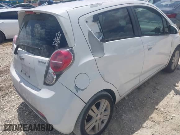 2013 Chevrolet Spark LS с VIN KL8CA6S9XDC511625, выставлен на аукционе IAAI как лот 41952602 с пробегом 179 912 миль миль и . История ставок и продаж доступна на DreamBid. Изображение 6.