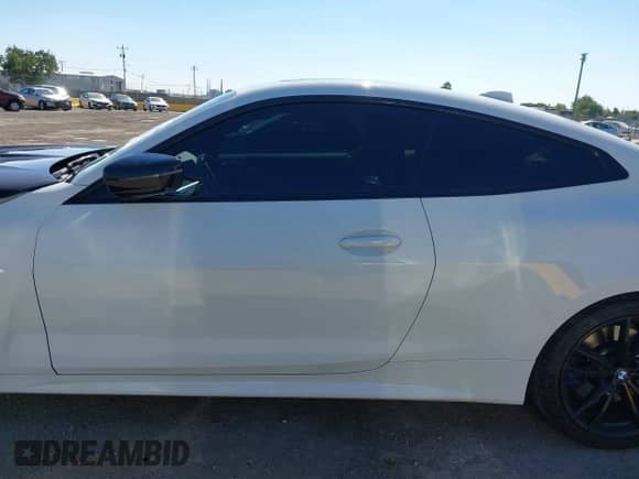 2021 BMW 4 Series M440i xDrive с VIN WBA13AR00MCF97918, выставлен на аукционе IAAI как лот 42715366 с пробегом 46 088 миль миль и . История ставок и продаж доступна на DreamBid. Изображение 15.