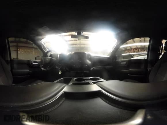 2020 Chevrolet Silverado 1500 Custom с VIN 1GCPYBEK2LZ272823, выставлен на аукционе IAAI как лот 41655861 с пробегом 96 583 миль миль и . История ставок и продаж доступна на DreamBid. Изображение 18.
