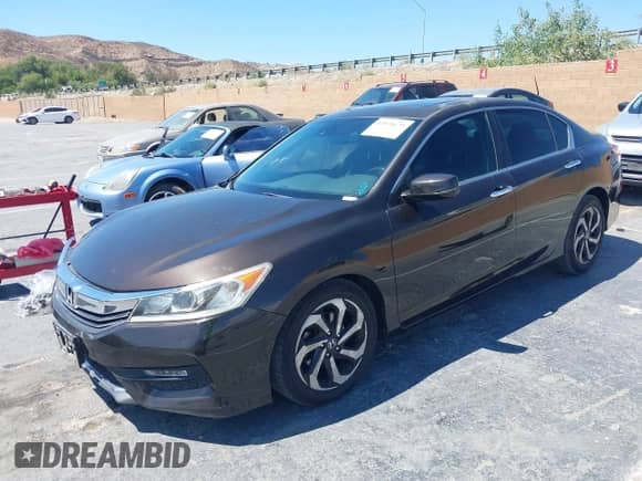 2017 Honda Accord EX-L with VIN 1HGCR2F9XHA159586, listed as a IAAI auction lot 43098628 with 118,000 mi miles and . Bid and sale history available at DreamBid. Image 2.