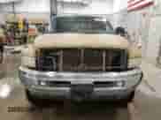 2002 Dodge 2500 with VIN 3B7KF23Z72M289956, listed as a Copart auction lot 68518155 with 258,814 mi miles and Clean title. Bid and sale history available at DreamBid. Image 5.