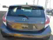 2015 Toyota Prius One z VIN JTDKDTB3XF1097121, wystawiony jako IAAI lot #42272691 z przebiegiem 124 485 mil mil oraz . Historia ofert i sprzedaży dostępna na DreamBid. Obrazek 16.