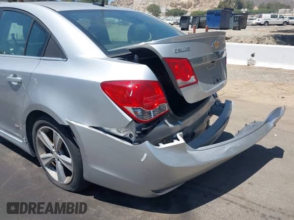 2013 Chevrolet Cruze 2LT с VIN 1G1PE5SB4D7158696, выставлен на аукционе IAAI как лот 42678648 с пробегом Не указан миль и . История ставок и продаж доступна на DreamBid. Изображение 11.