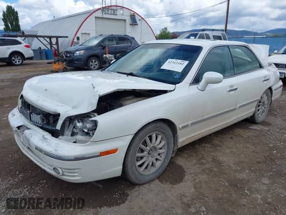 2005 Hyundai XG z VIN KMHFU45E85A418734, wystawiony jako IAAI lot #42312182 z przebiegiem 211 464 mil mil oraz . Historia ofert i sprzedaży dostępna na DreamBid. Obrazek 2.