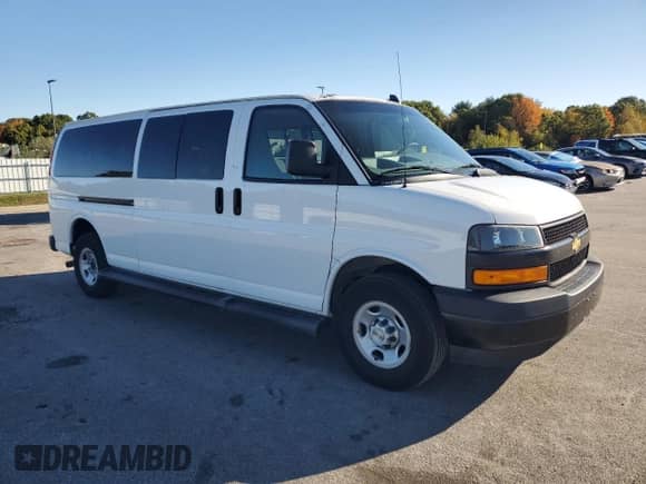 2023 Chevrolet Express Passenger LS с VIN 1GAZGNFP7P1260008, выставлен на аукционе Copart как лот 86867665 с пробегом 24 477 миль миль и Чистый • Clean title. История ставок и продаж доступна на DreamBid. Изображение 4.
