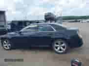 2014 Chrysler 300 с VIN 2C3CCAAG2EH124347, выставлен на аукционе IAAI как лот 42665137 с пробегом Не указан миль и . История ставок и продаж доступна на DreamBid. Изображение 14.