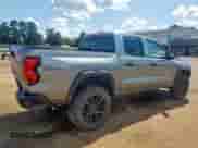 2024 Chevrolet Colorado 4WD Trail Boss с VIN 1GCPTEEK0R1153904, выставлен на аукционе Copart как лот 69063285 с пробегом 23 092 миль миль и Списание • Salvage title. История ставок и продаж доступна на DreamBid. Изображение 3.