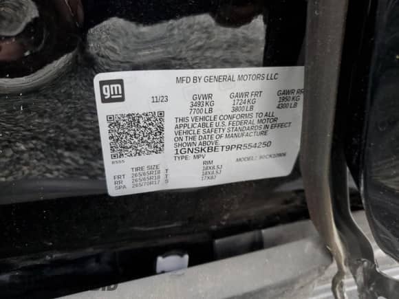 2023 Chevrolet Suburban LS z VIN 1GNSKBET9PR554250, wystawiony jako Copart lot #50294985 z przebiegiem 20 499 mil mil oraz Szkoda całkowita • Salvage title. Historia ofert i sprzedaży dostępna na DreamBid. Obrazek 13.