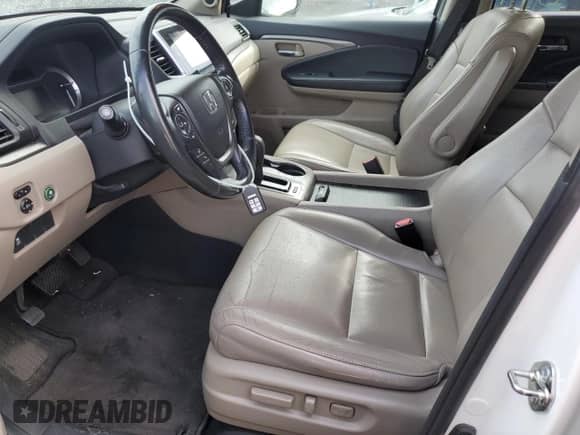 2016 Honda Pilot EX-L z VIN 5FNYF6H52GB068123, wystawiony jako Copart lot #81923535 z przebiegiem 99 592 mil mil oraz Szkoda całkowita • Salvage title. Historia ofert i sprzedaży dostępna na DreamBid. Obrazek 7.