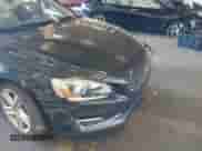 2015 Volvo S60 T5 Drive-E Premier с VIN YV140MFK5F2337689, выставлен на аукционе IAAI как лот 42985519 с пробегом 79 622 миль миль и . История ставок и продаж доступна на DreamBid. Изображение 6.