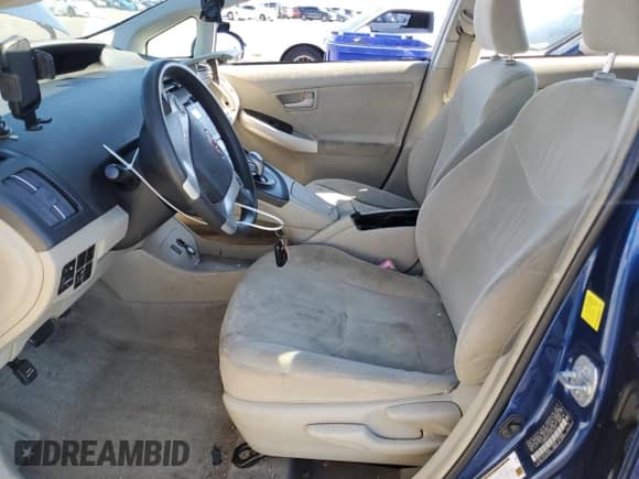 2010 Toyota Prius II with VIN JTDKN3DUXA0175737, listed as a Copart auction lot 84049035 with 321,474 mi miles and Clean title. Bid and sale history available at DreamBid. Image 7.