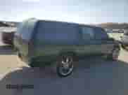 1994 Chevrolet Suburban with VIN 1GBEC16K1RJ321083, listed as a Copart auction lot 78255344 with 250,014 mi miles and Salvage title. Bid and sale history available at DreamBid. Image 3.
