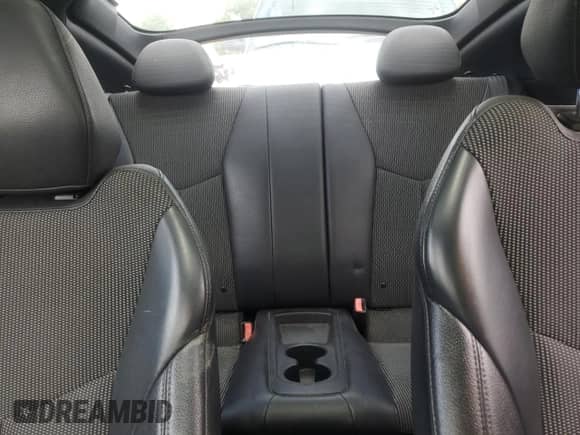 2016 Hyundai Veloster с VIN KMHTC6AD8GU281262, выставлен на аукционе Copart как лот 65405785 с пробегом 111 523 миль миль и Списание • Salvage title. История ставок и продаж доступна на DreamBid. Изображение 10.