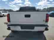 2017 Chevrolet Silverado 1500 LT z VIN 1GCVKRECXHZ138109, wystawiony jako Copart lot #47442175 z przebiegiem 144 531 mil mil oraz Szkoda całkowita • Salvage title. Historia ofert i sprzedaży dostępna na DreamBid. Obrazek 6.