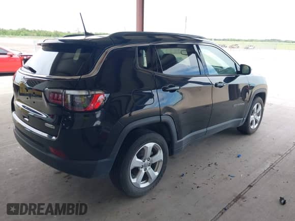 2021 Jeep Compass Altitude with VIN 3C4NJCBB6MT576896, listed as a IAAI auction lot 38196327 with 38,367 mi miles and . Bid and sale history available at DreamBid. Image 4.