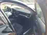 2020 Volvo S60 Momentum с VIN 7JR102FK8LG056936, выставлен на аукционе IAAI как лот 43241017 с пробегом 223 747 миль миль и . История ставок и продаж доступна на DreamBid. Изображение 5.